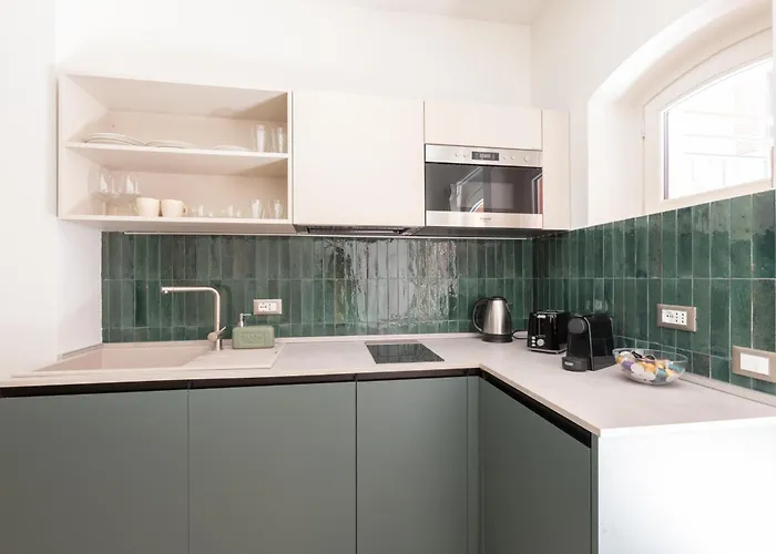 Residenza Foraggi 83 *