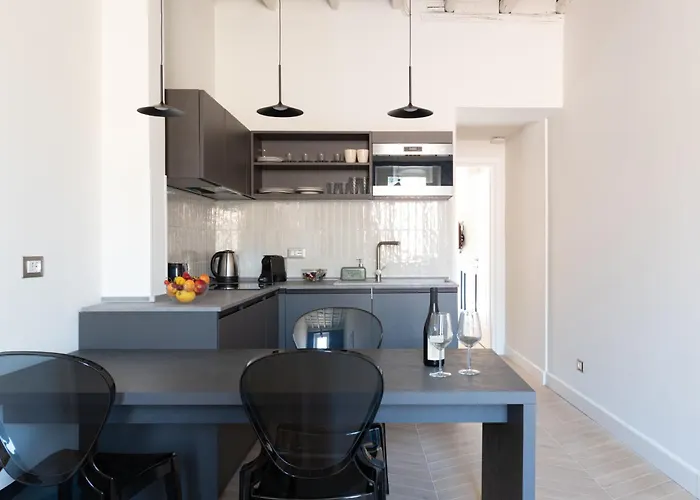 Residenza Foraggi 83 *